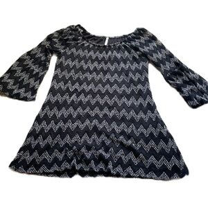 Voll L black and white crochet type long sleeve dress with bell sleeves